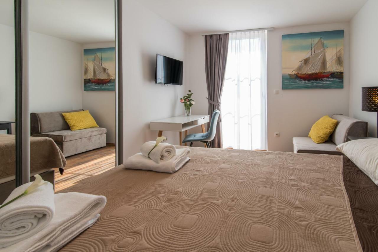 Sobe "Galeb" Hotel Vrbnik Ngoại thất bức ảnh