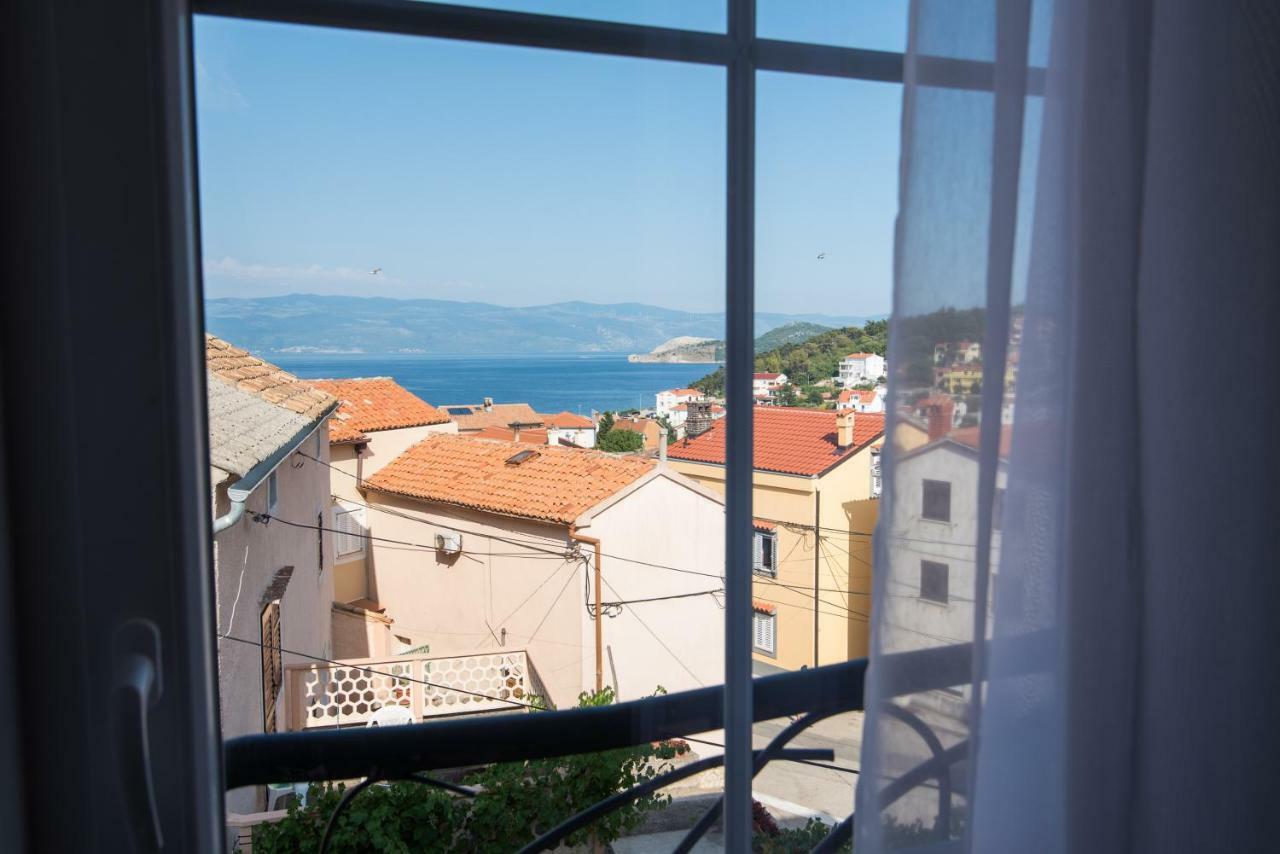 Sobe "Galeb" Hotel Vrbnik Ngoại thất bức ảnh